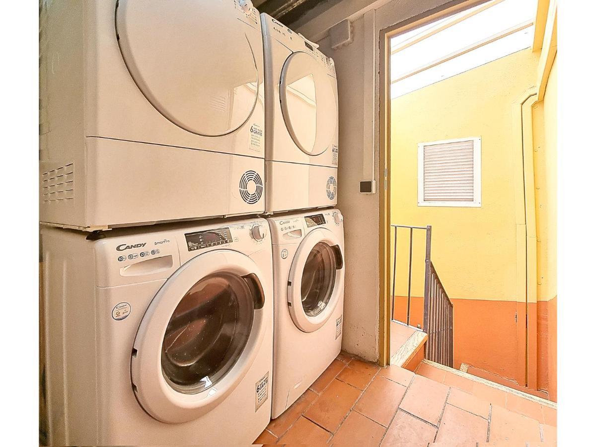 Classbedroom Gothic Ramblas Apartments Barcelona Exterior photo